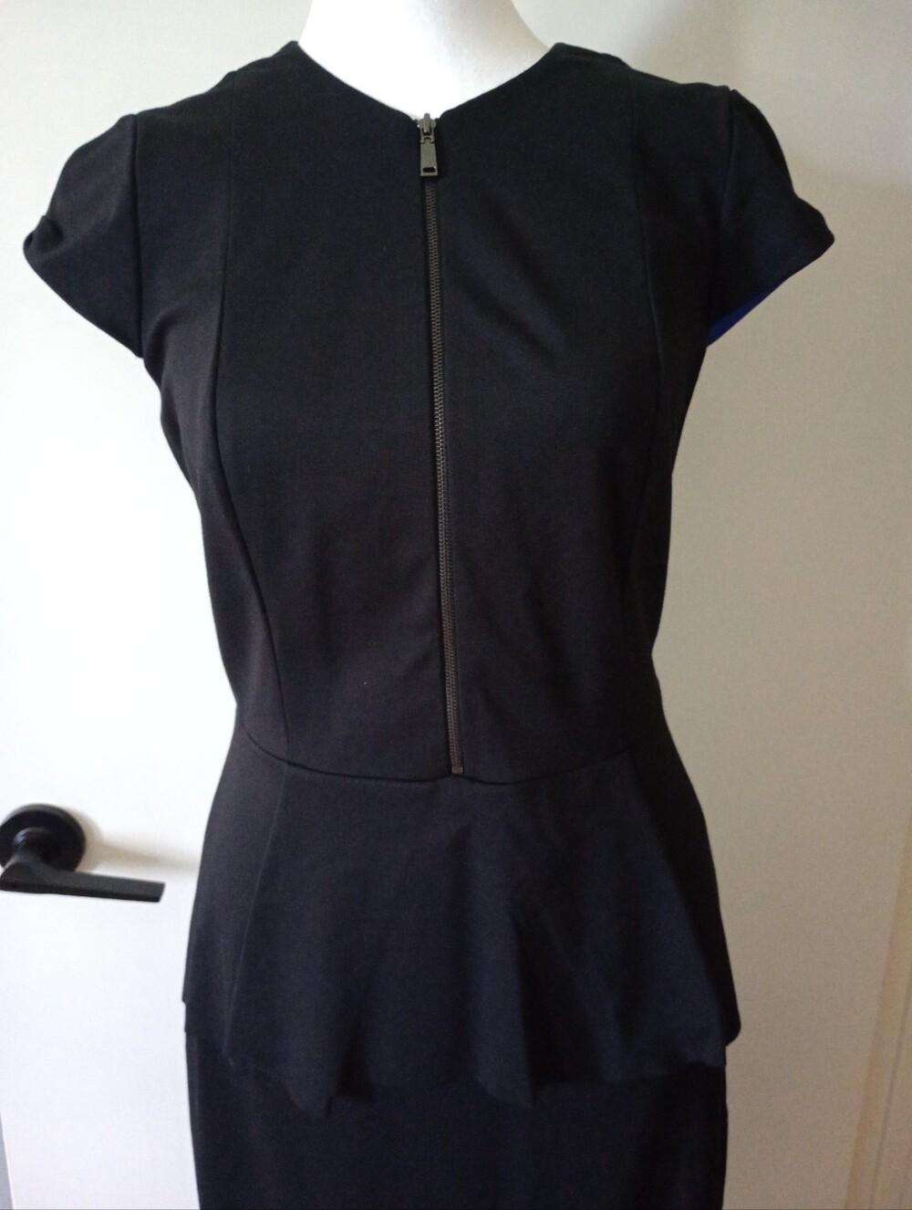 Elie Tahari Black Peplum Style Dress Size 8